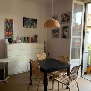 Splendido Con Tutti Servizi In Zona Navigli Appartamento