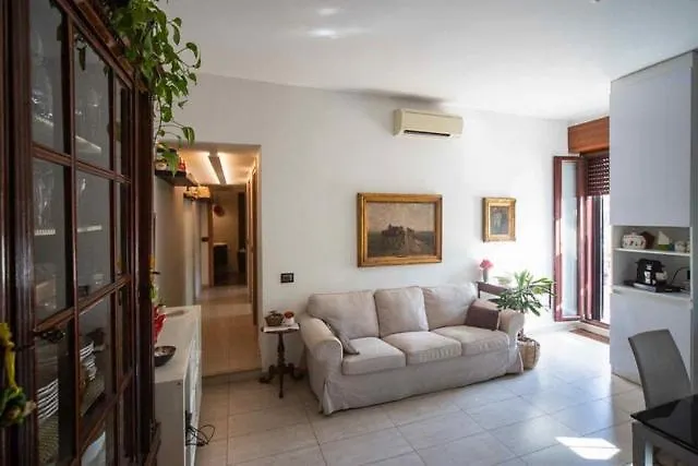La Grande Terrazza Milan-Navigli-Tortona Apartment 0*, Milan Italy