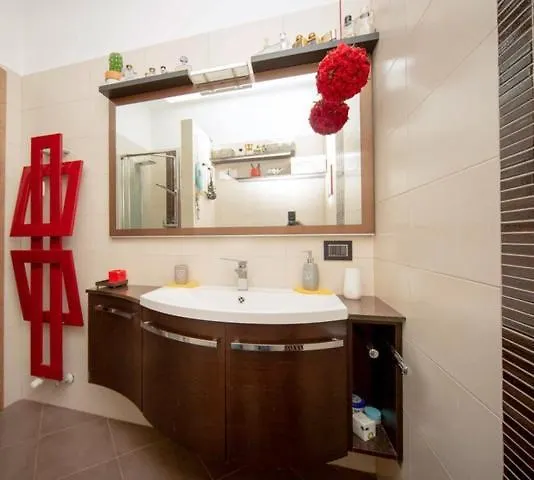 La Grande Terrazza Milan-Navigli-Tortona Apartment 0*, Milan